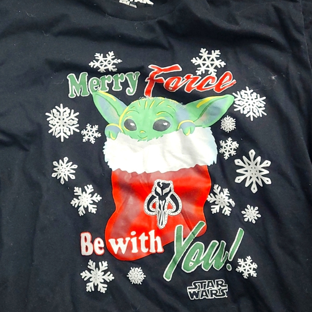 CHRISTMAS STAR WARS T-SHIRT WOMENS M/L